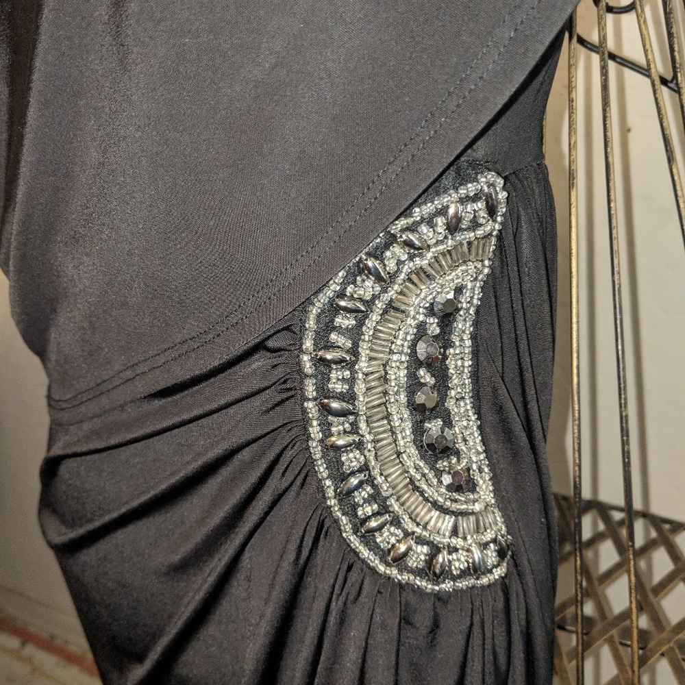 Dress - Picture 4 of 4